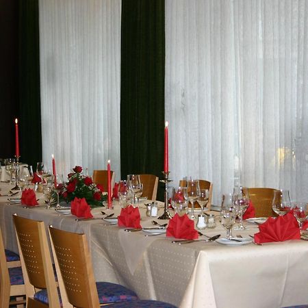 Hotel Krone Traisen Buitenkant foto